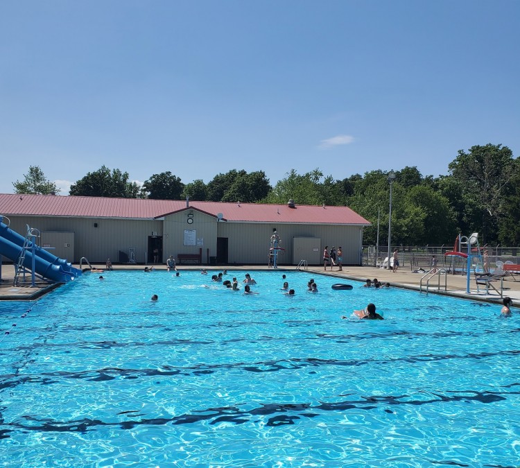 union-city-swimming-pool-photo